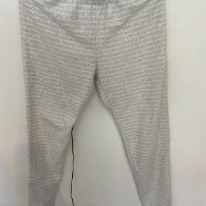 Disney pyjamas byxor  - Från Disney, gråt, för alla dom som vill ha mysiga byxor 