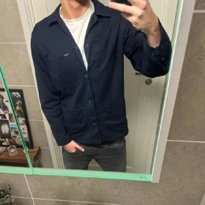 Ralph Lauren Overshirt - Polo Ralph lauren overshirt i storlek S som passar m, skulle säga att den passar mellan 180-187cm