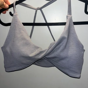 Relode sport bh  - Färgen grå. Mycket bra skick 