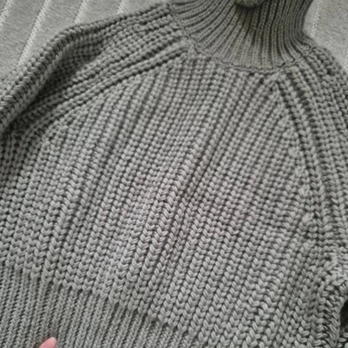 Grön tröja hm  - 90