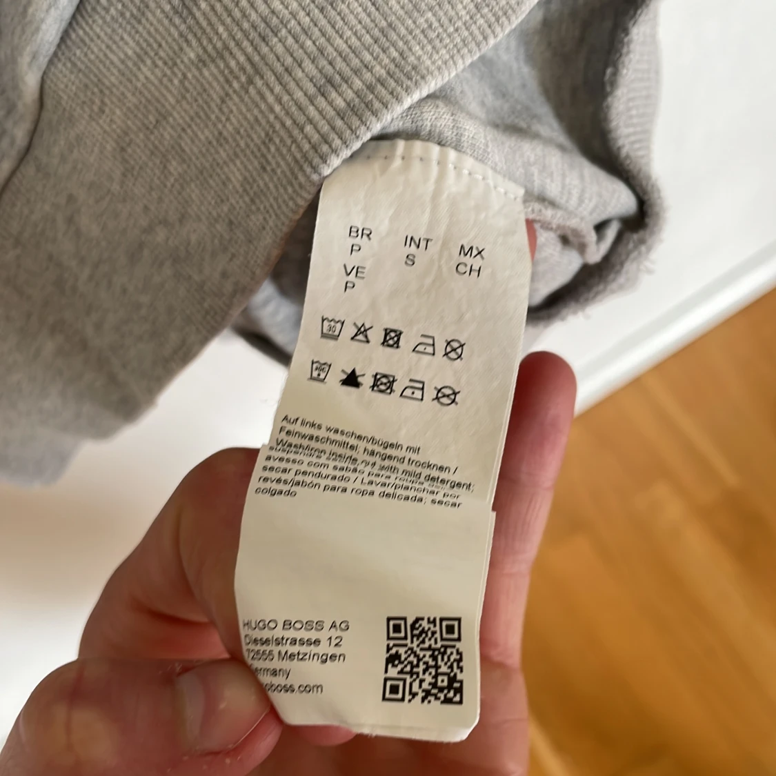 Hugo boss sweatshirt - 91