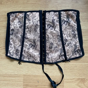 Orgy design corset  - Super sexy corset with embroidery of orgy.  Rare! 