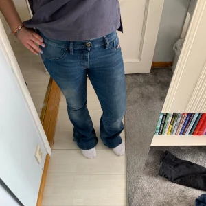 Diesel jeans - Fina låg midjade jeans från diesel pris går att diskuteras 