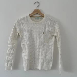 Stickad tröja morris - Knappt använd