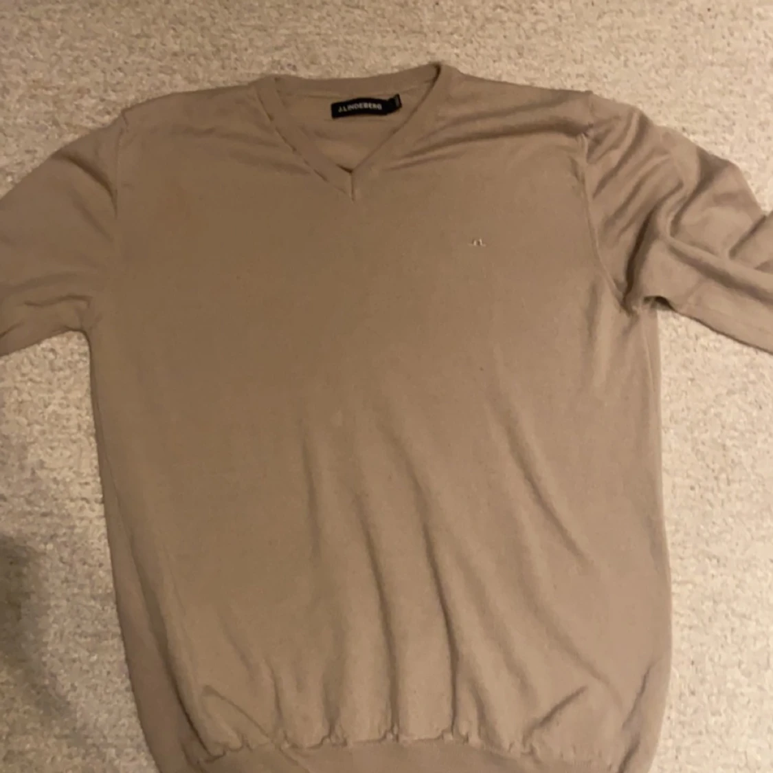 V kragad j linberg tröja  - 91