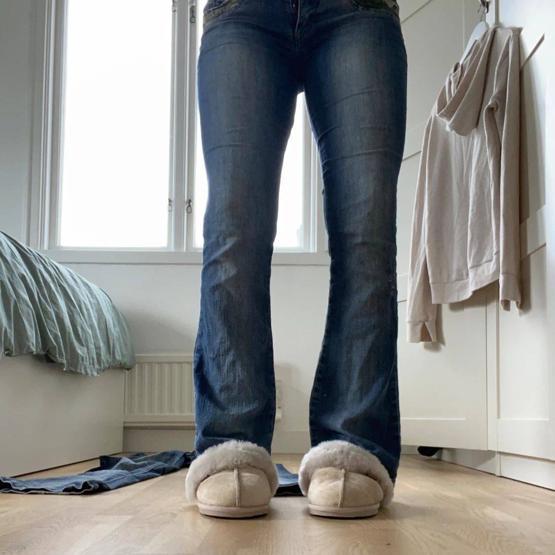 Lowrise Bootcut jeans  - 90