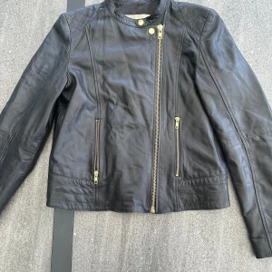 Skinnjacka InWear 100% lammläder  - 100% lammläder 