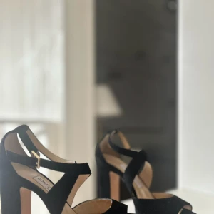 Jimmy choo klackar  - Snygga Jimmy choo klackar 