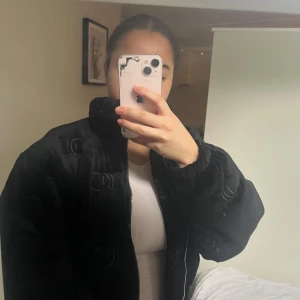 Juicy jacka - Ny juicy jacka