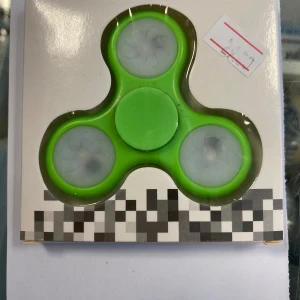 Finger Spinner  - Helt ny  29kr/st  Finns fler kvar 