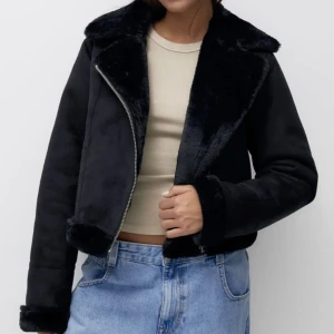Pull&bear jacka - Pull&bear jacka, säljer för 200, storlek xs
