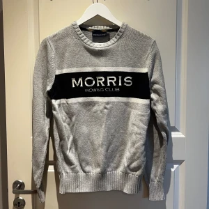 Tröja från Morris - Har ett litet hål på ena ärmen, annars är tröjan i mycket fint skick 