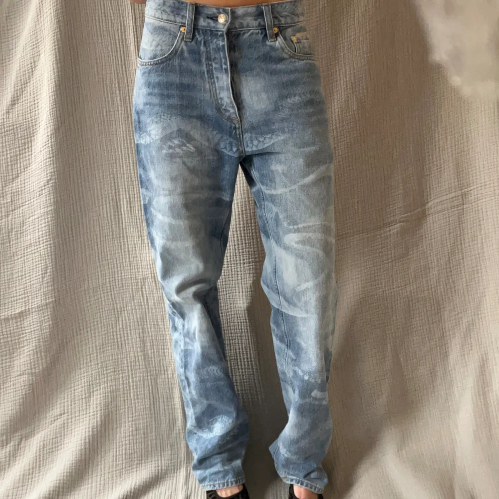 Jeans från Eytys. Nyskick! Storlek 26/34. Modellen benz.. Jeans & Byxor.