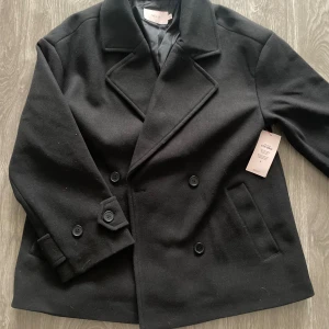 Kappa - En jättefin kappa som är slutsåld som jag säljer eftersom den är för liten för mig💞 