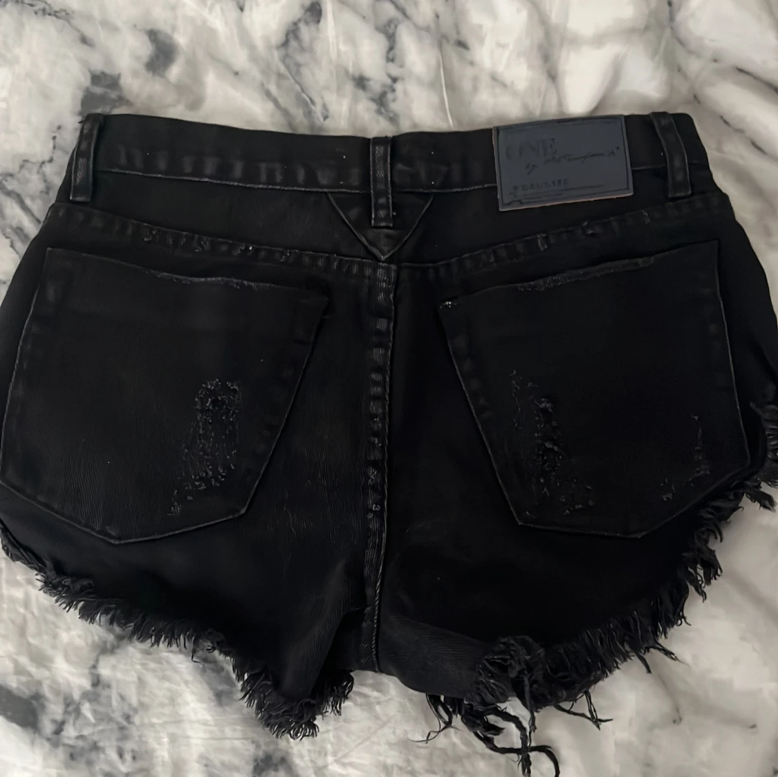 ONEteaspoon shorts svart - 90