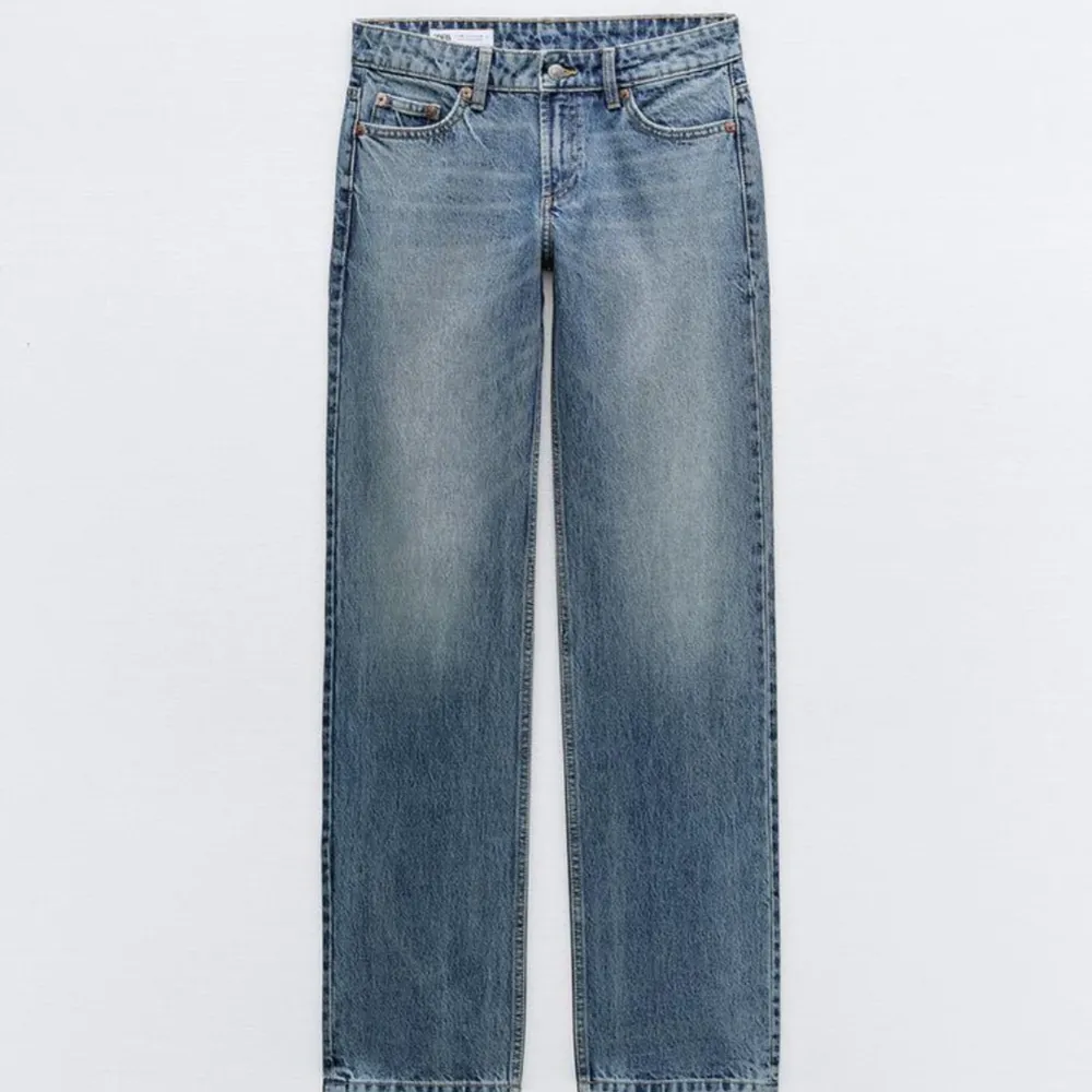 Har använt dom två gånger helt ny skick, säljer för att dom var för tajta i låren. Jeans & Byxor.