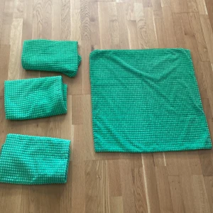 4/st örongott till kudde 65 × 65 cm - 25 kr/st