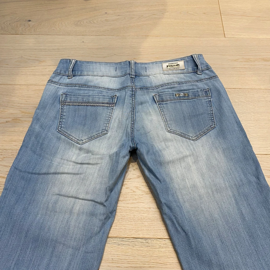 Lågmidjade bootcut jeans💕 - 91