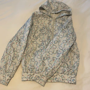 Vårjacka - Från Bonaparte stl 164 Jackan har använts men inga skador eller skönhetsfel