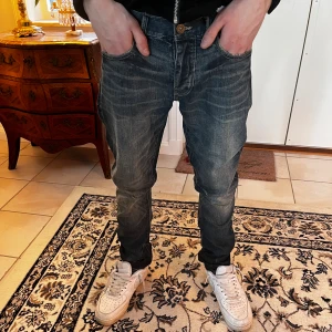 Calvin Klein Jeans - RIKTIGT FETA onvaliga Calvin Klein  jeans! SJUKT schysst fade, Med en bra passform!👖TITTA MIN SIDA SÅ DU INTE MISSAR NÅGOT ÄNNU FETARE!🍾💶Kom dm ifall du har några frågor!🙋‍♂️😊