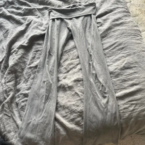 Brandy Melville yogapants - Perfekt skick, sitter supersnyggt, passar xs-m 🥰