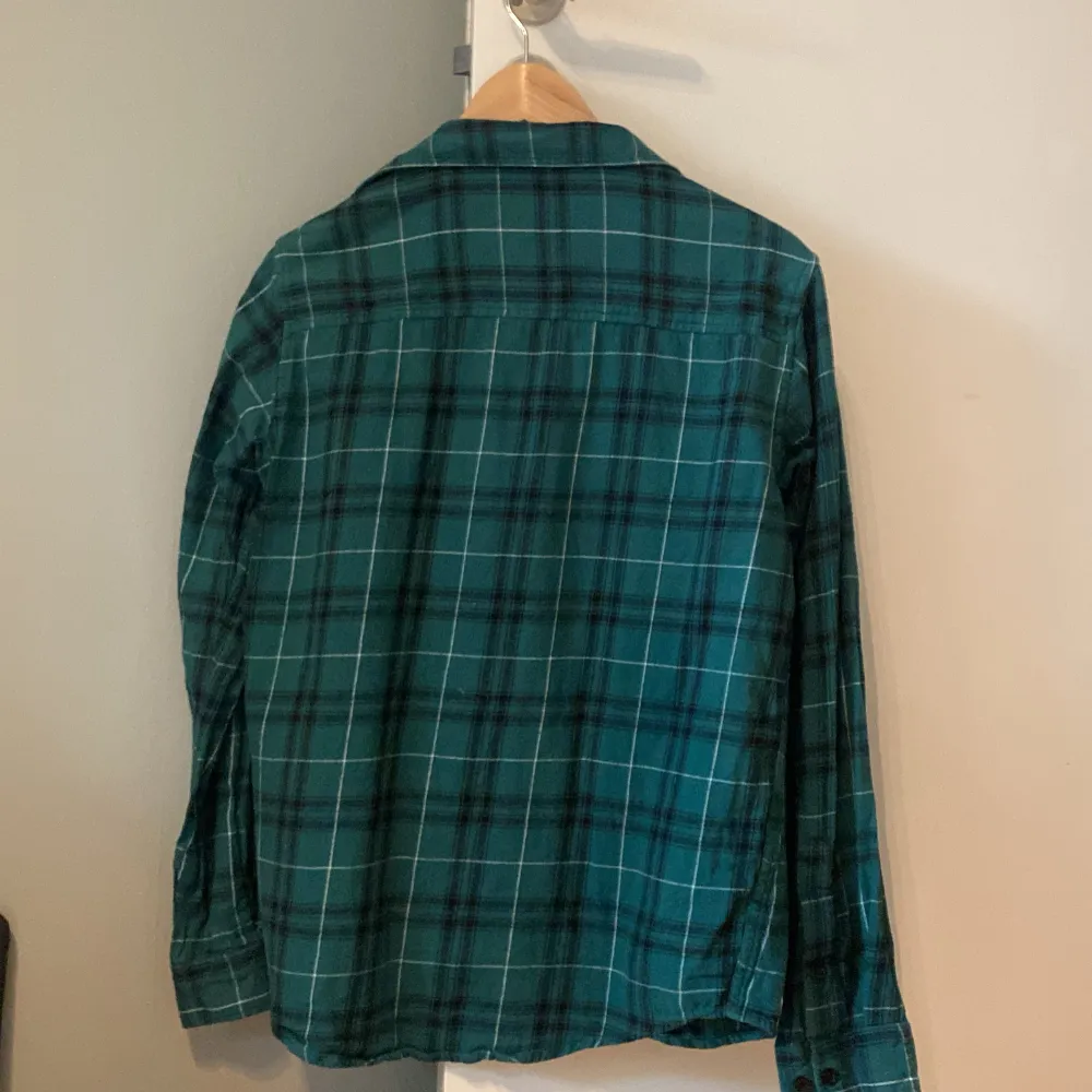 Jättefin grön skjorta ifrån lager 157 🤩Storlek: M . Skjortor.
