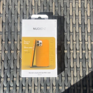 Skal iPhone 12 Pro Max - Nytt oanvänt mobilskal från Nudient till iPhone 12 Pro Max.