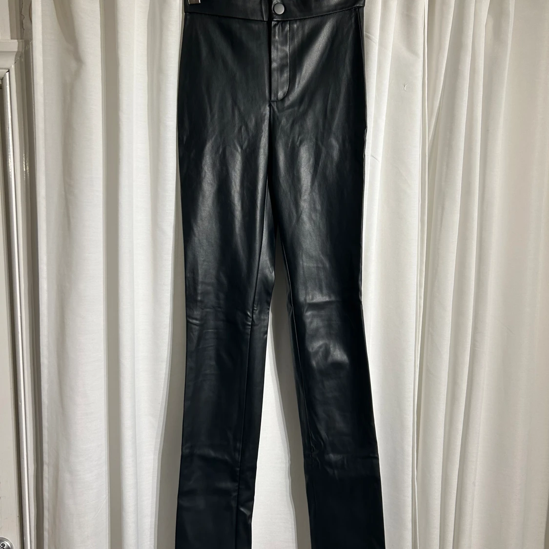 Zara faux lether byxor - 90