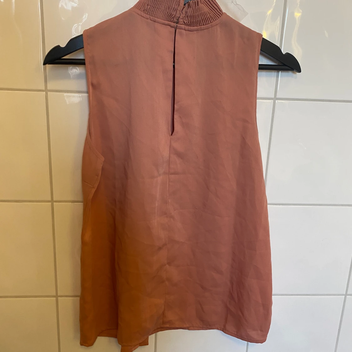 Ny blus med krage  - 90