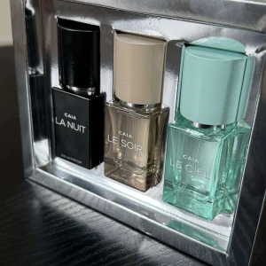 Caia parfym - Säljer detta set med parfymer från caia. Nyskick och helt oanvända! Köparen står för frakten 💞💞