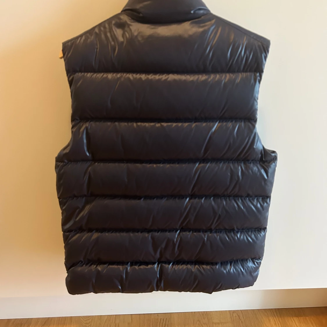 Moncler väst - 90