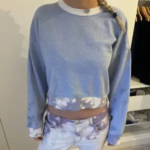 Tie dye sweatshirt från Zara storlek S
