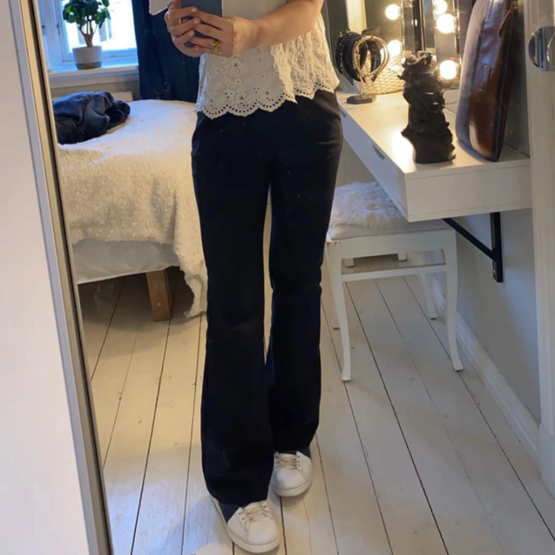 Midwaist kostymbyxor