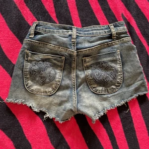 Y2K shorts😱😱😱 - Använt 3 gånger kom privat för mer bilder