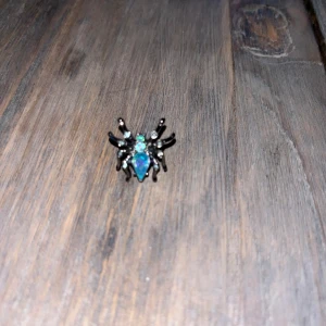 Spindelörhänge - Enskild