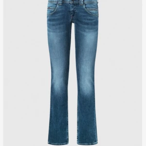 Pepe jeans  - Säljer pepe jeans! Aldrig använda 