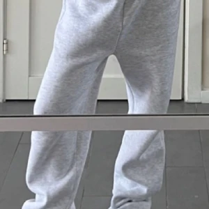 Mjukisbyxor - Mjukisbyxor i jättebra skick hör av er vid frågor!🤍🫧