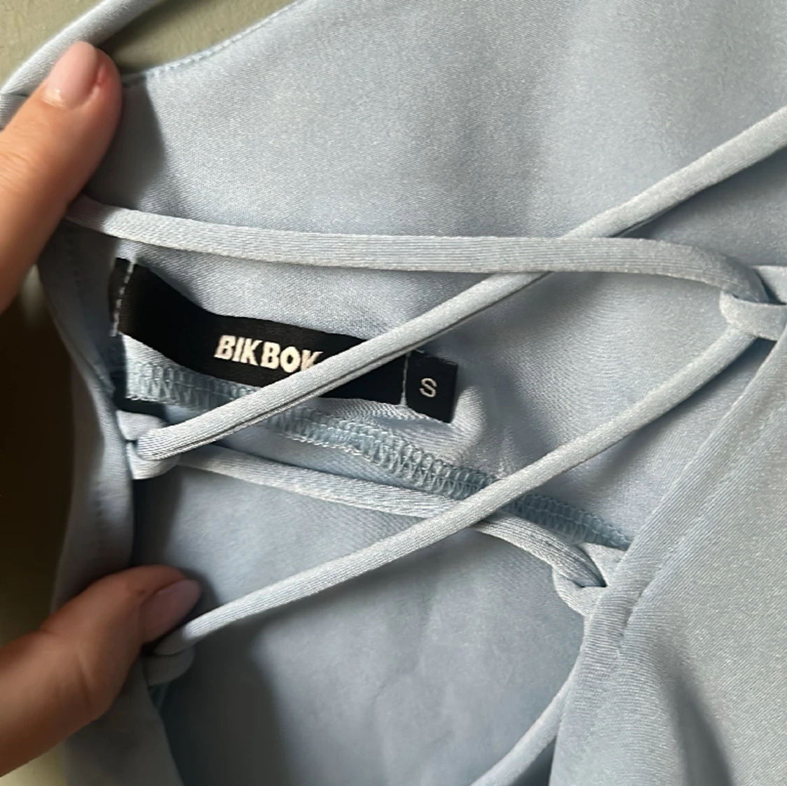 Linne med snörning bak - 91