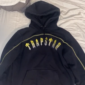 Säljer min fina trapstar dress pga att den bara ligger i garderoben - Trapstar dress i bra skick storlek S 