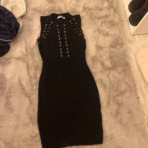 Känning  - Jätte fin klänning