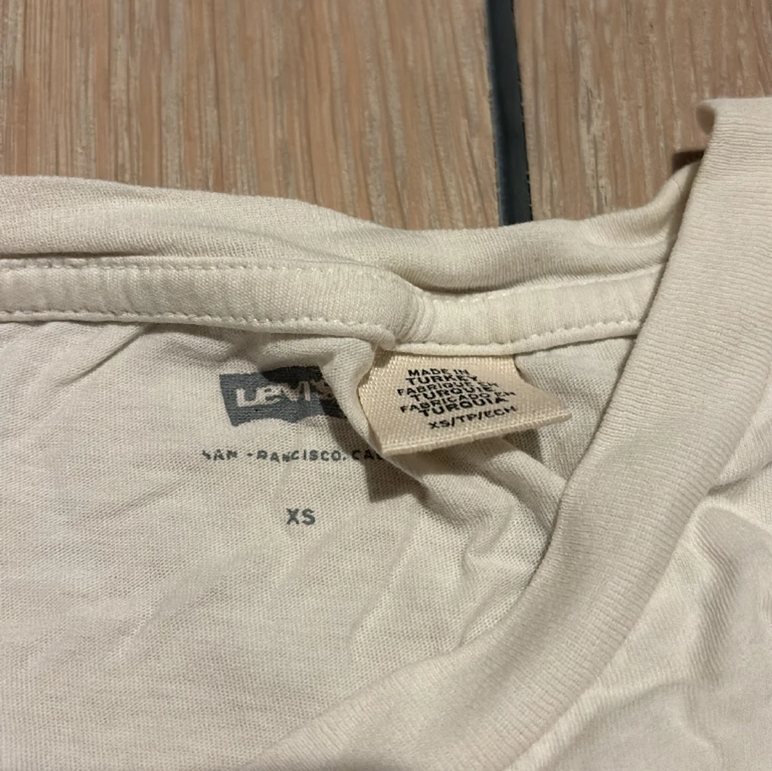 Levi’s T-shirt  - 90