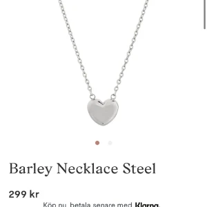 Edblad halsband - Jättefint Edblad halsband som tyvärr inte används så mycket längre, nypris: 299kr (inga skador)❤️