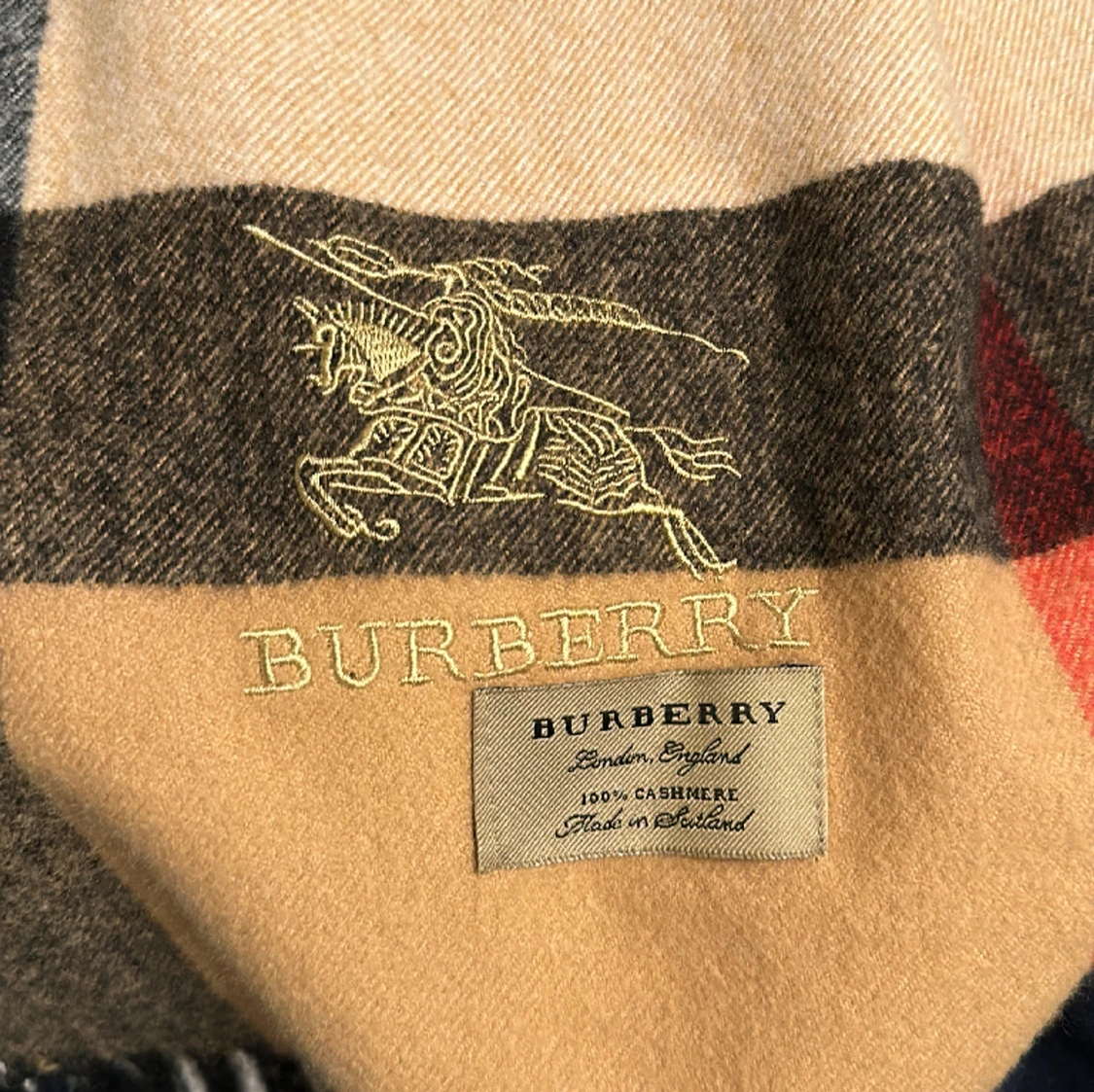 Bureberry halsduk  - 91