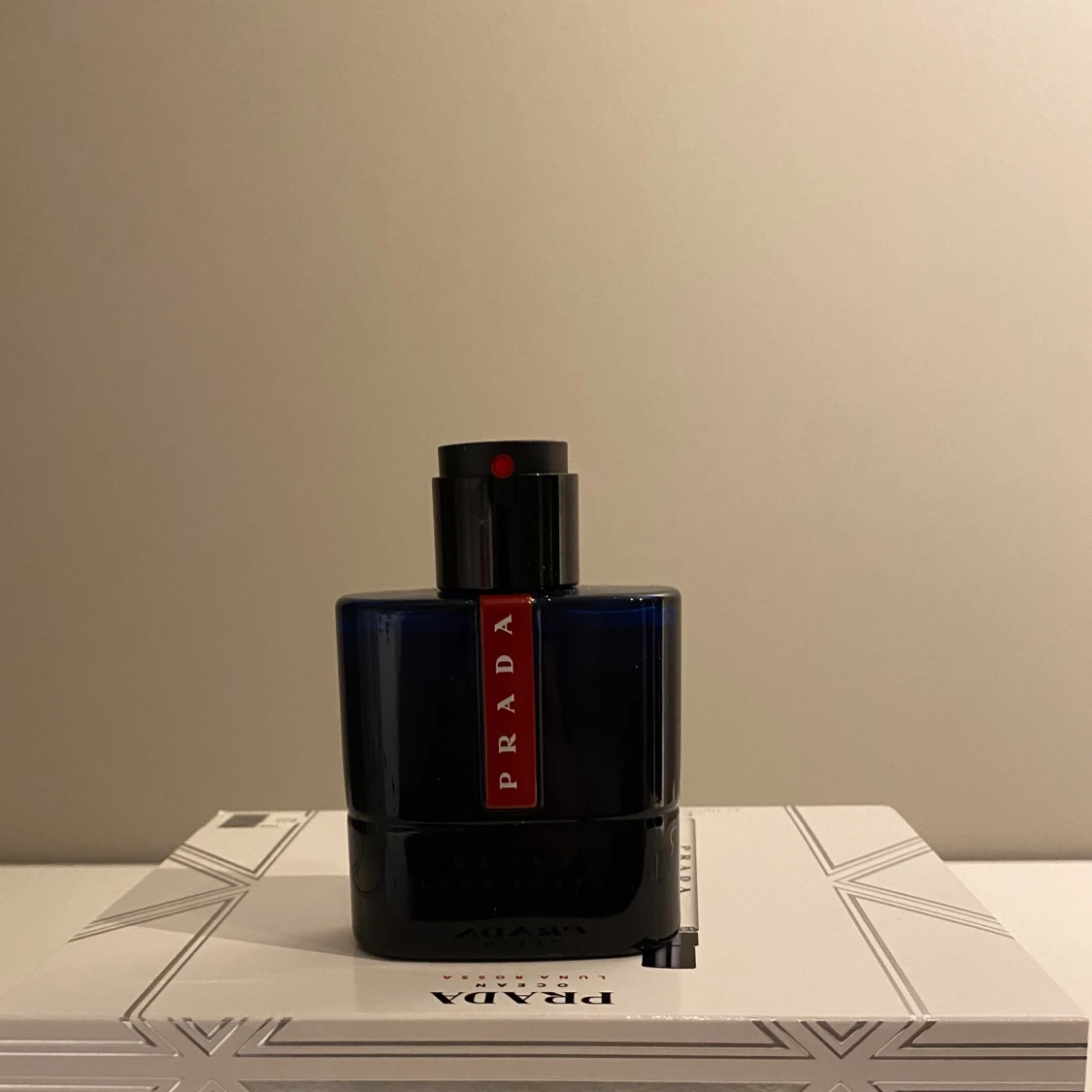 Prada luna rossa ocean  - 90