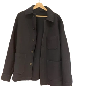 Skön kappa hm - Kappa från hm nypris 749kr Bra skick knappt använd  Storlek small sitter som Large 