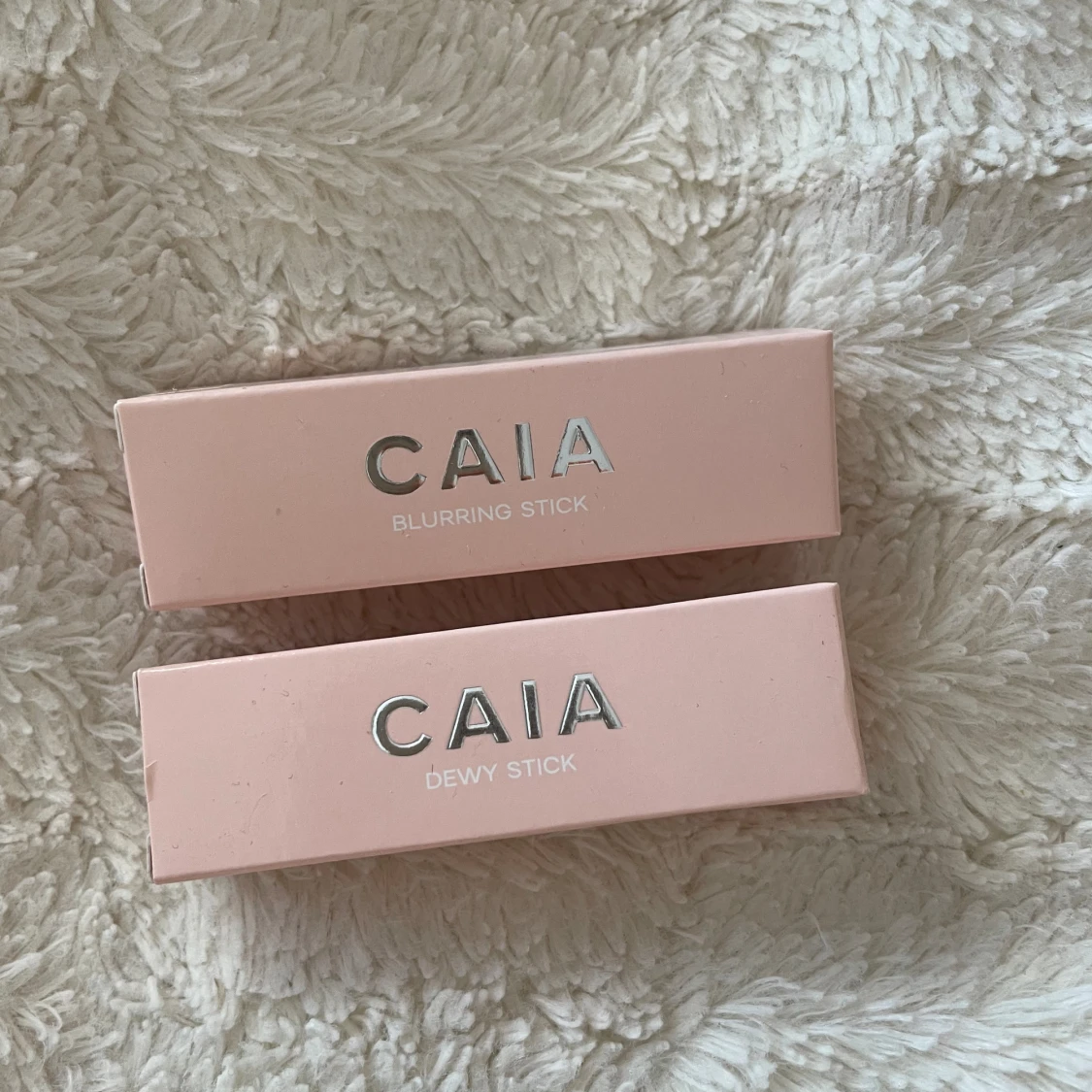 Caia dewy + matte stick