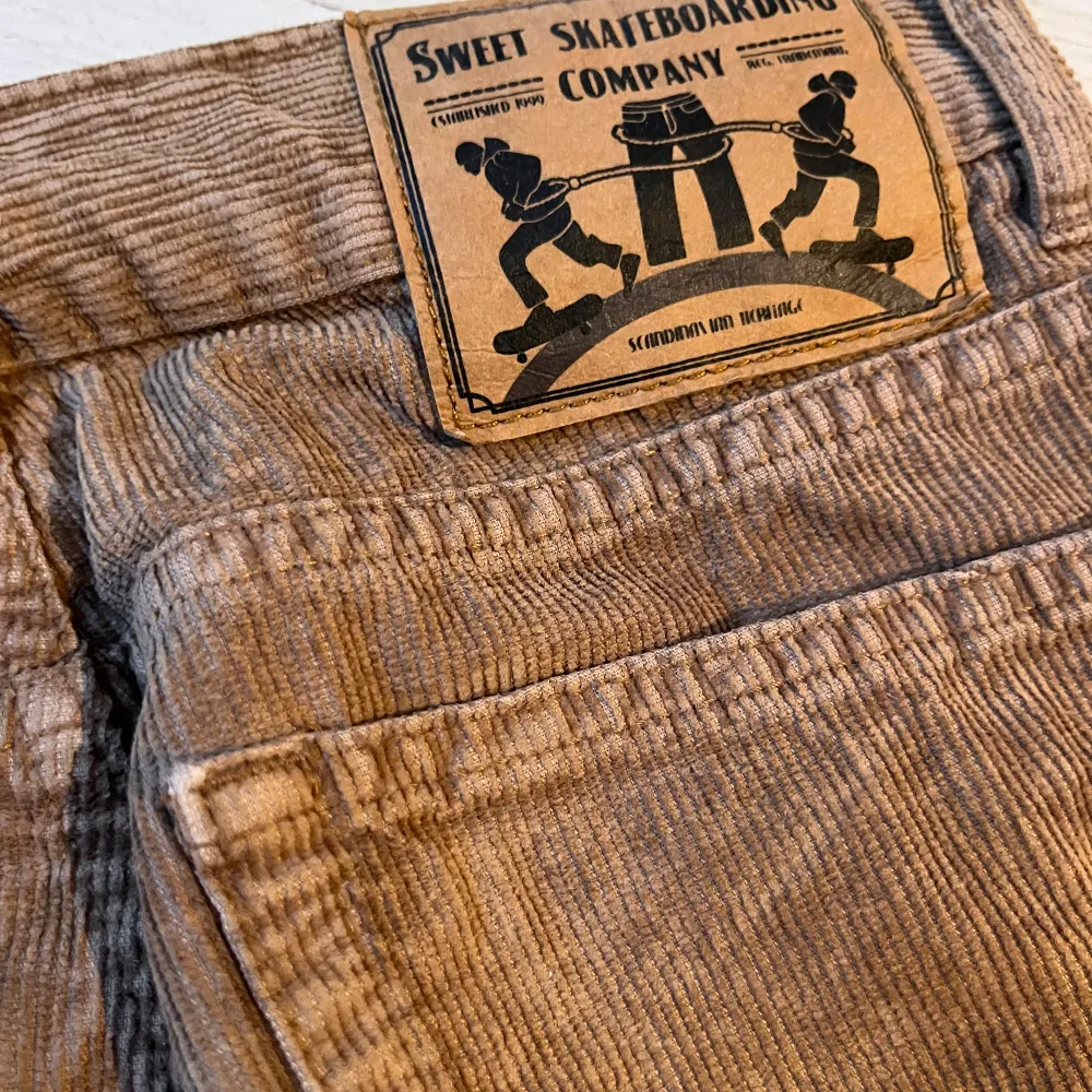Ej använda jeans då dom ej funka i storlek, sick 10/10 köpt för ungefär 1500kr. Jeans & Byxor.