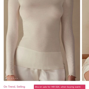 Intimissimi tröja - Säljer min Intimissimi tröja som är helt ny.  Använd en gång endast!!, den är i storlek M men passar givetvis flera olika storlekar eftersom att  den är stretchig. 