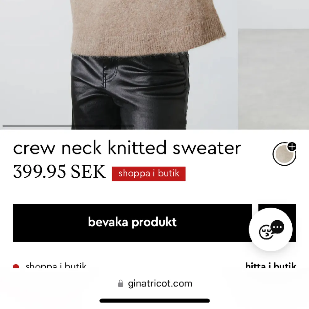 Säljer denna slutsålda stickade tröja från Gina tricot i storlek S. Lite nopprig efter ett par gånger användning så säljer därför för 100kr 🥰. Stickat.