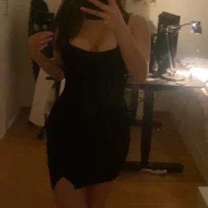 Klänning - Säljer eftersom jag har en likadan😙skulle säga att den passar både xs och s då jag är s